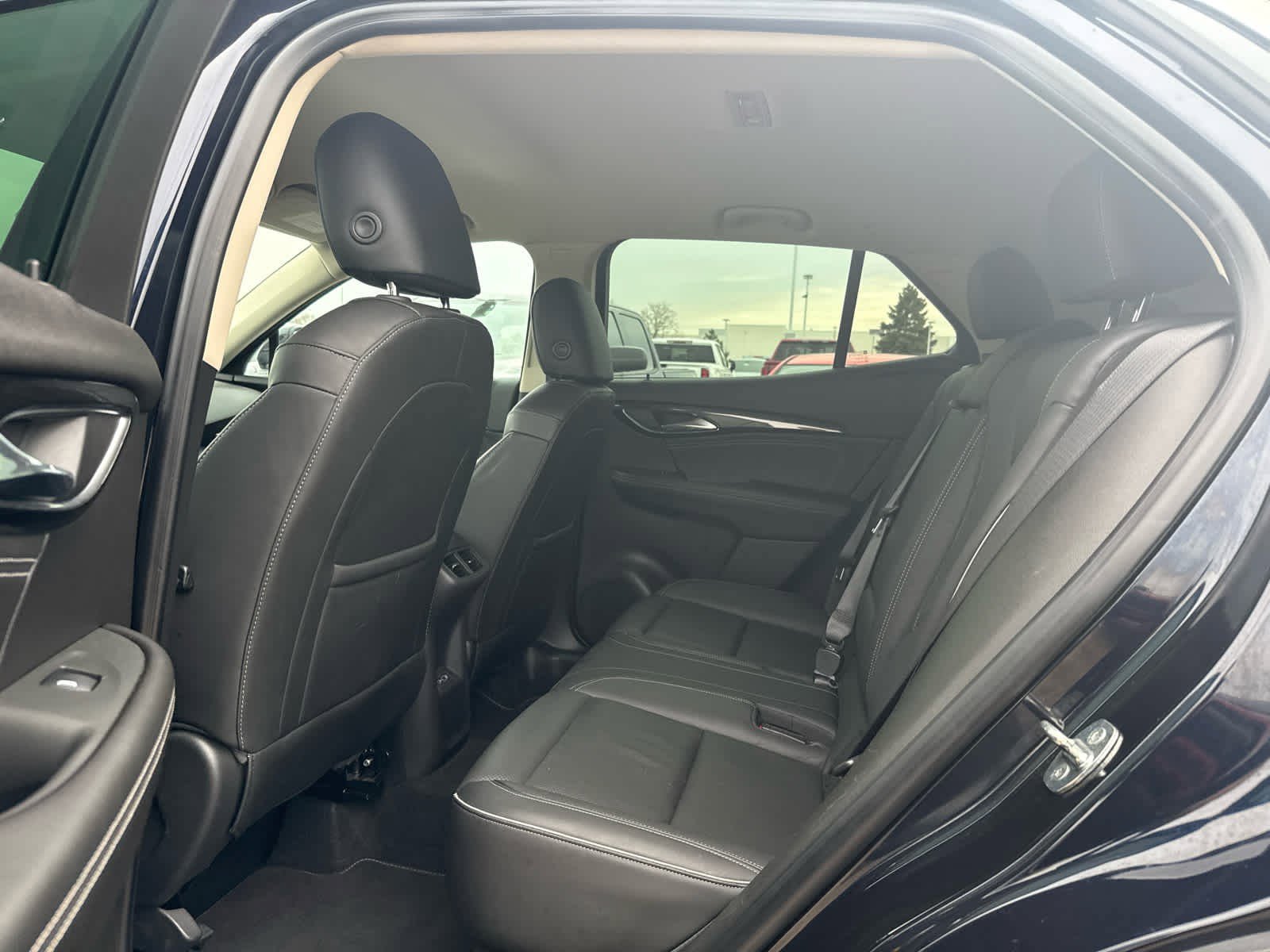 Used 2021 Buick Envision Essence image 6