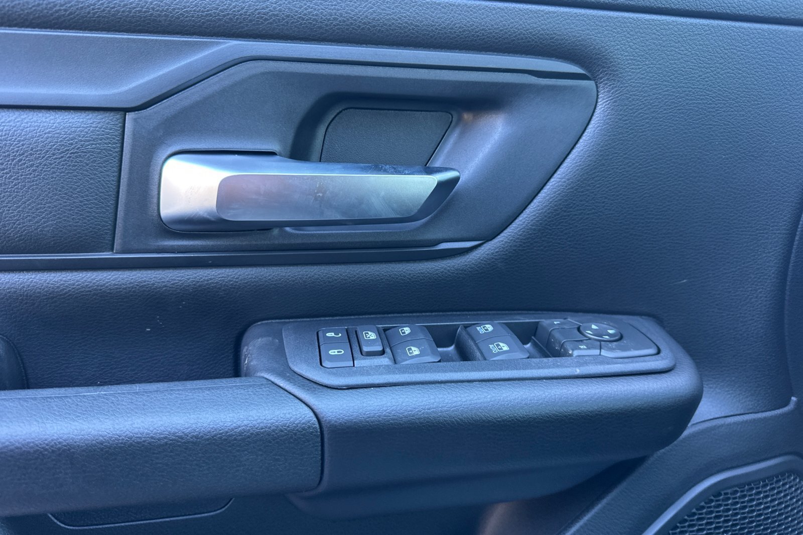 New 2026 RAM 1500 Express AWD/4WD image 9