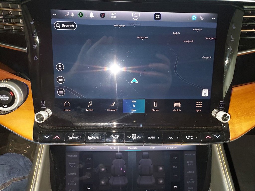 New 2024 Jeep Grand Wagoneer L Series III w/ HD Trailer Tow Package image 23