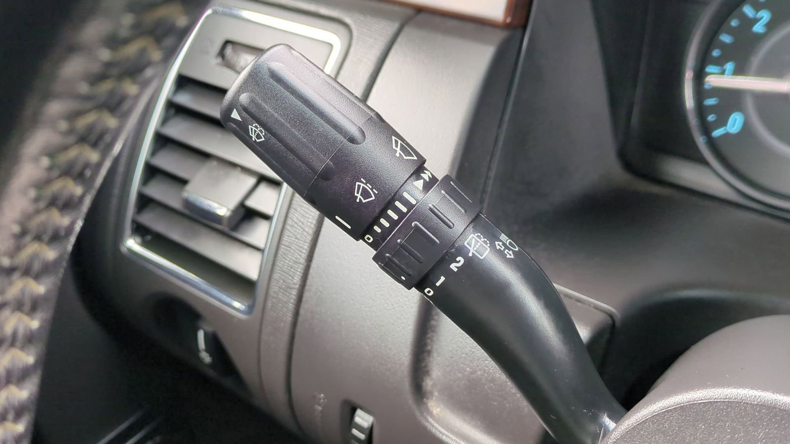 Used 2010 Ford Flex SEL image 26