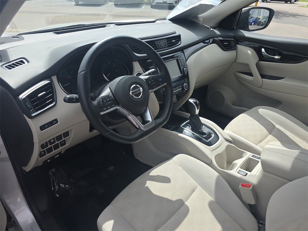 Used 2019 Nissan Rogue Sport SV w/ Technology Package image 20