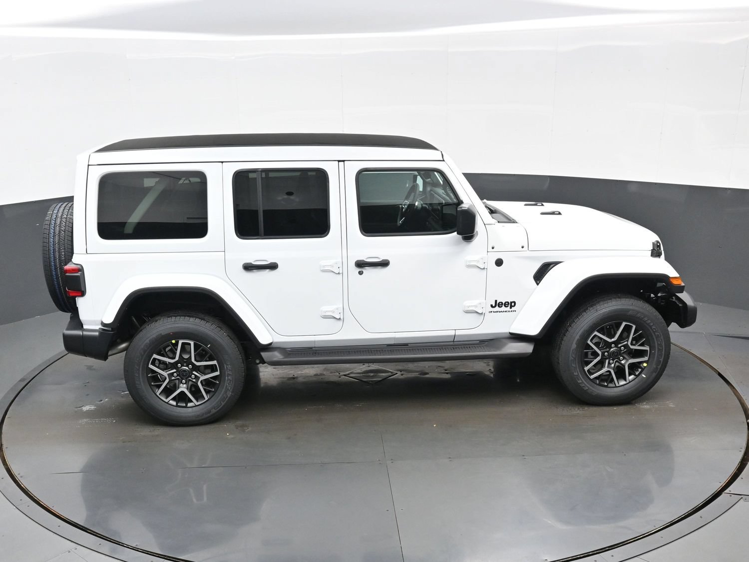New 2027 Jeep Wrangler Unlimited Sahara AWD/4WD image 26