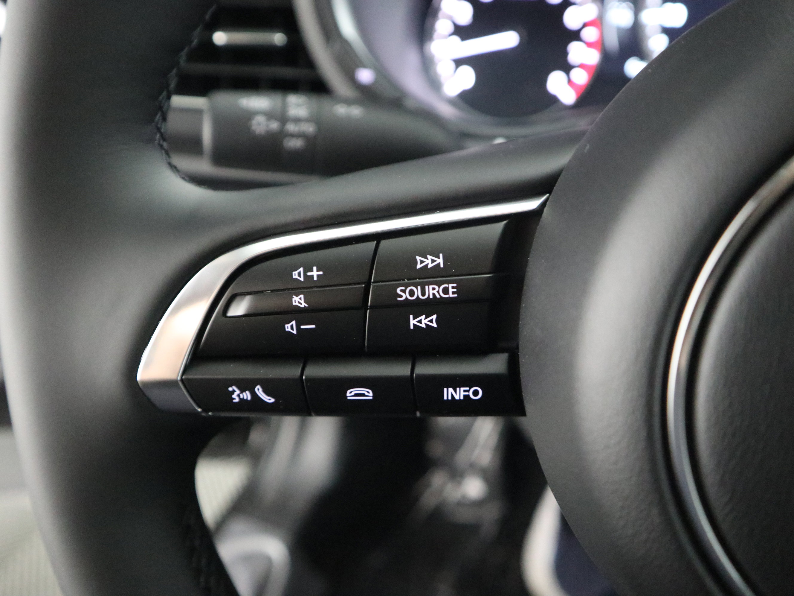 New 2026 MAZDA MAZDA3 2.5 Turbo Sedan w/Premium Plus image 25