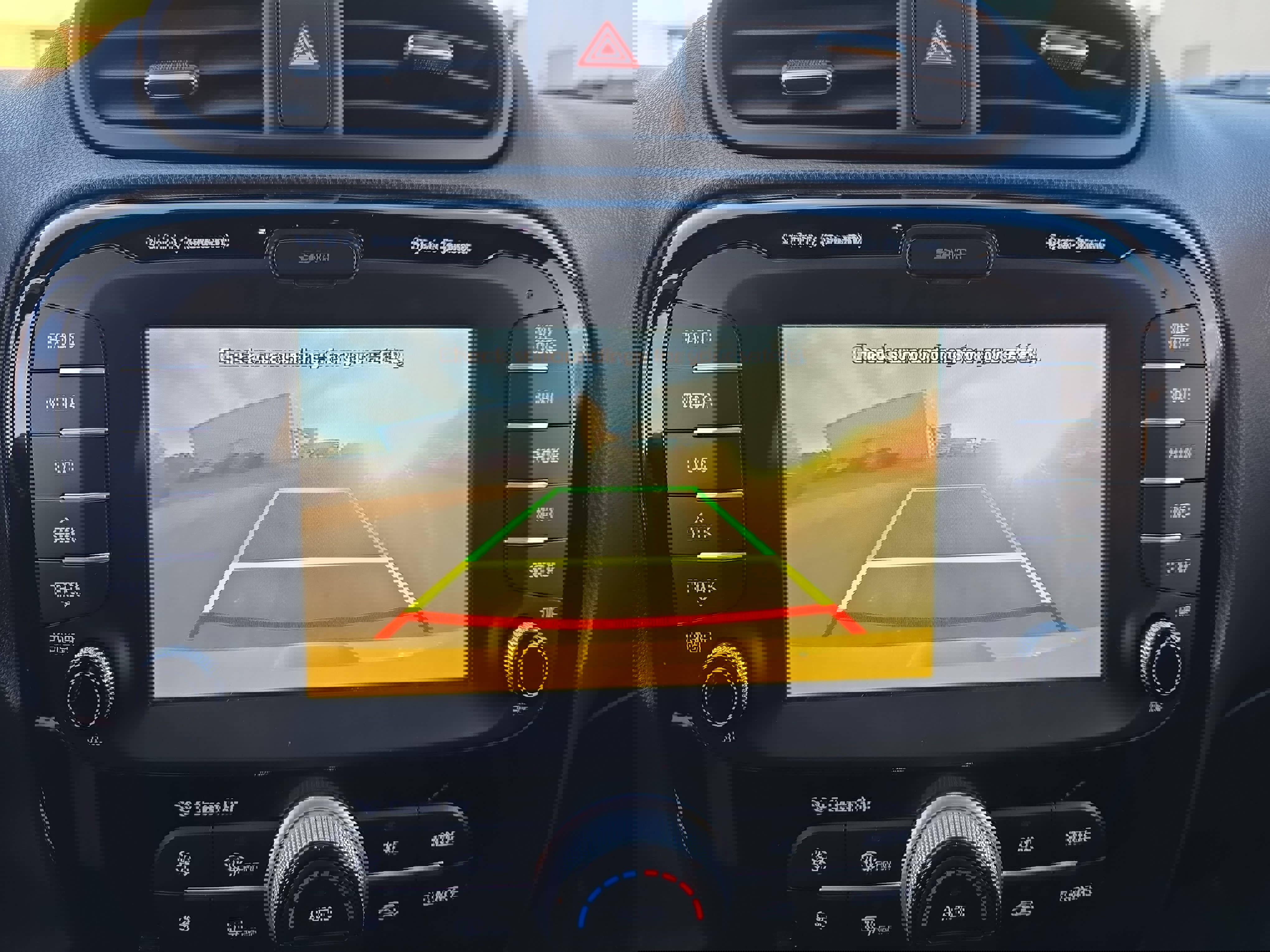 Used 2015 Kia Soul ! w/ Sun & Sound Package image 24