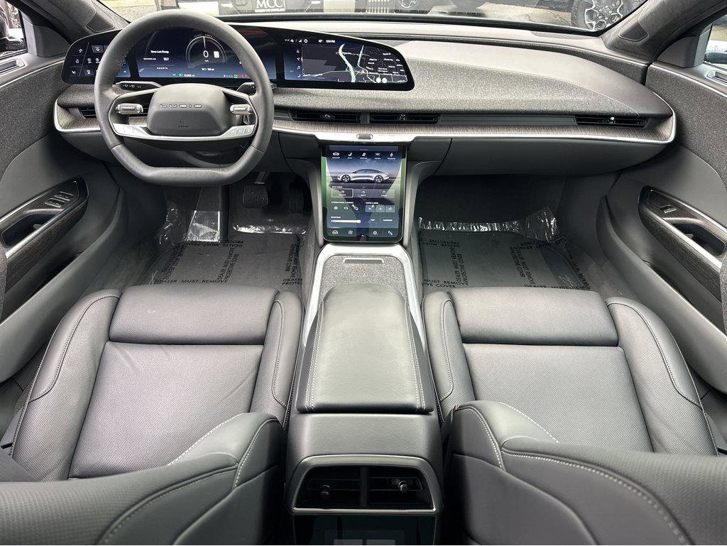 Used 2024 Lucid Air Touring image 4