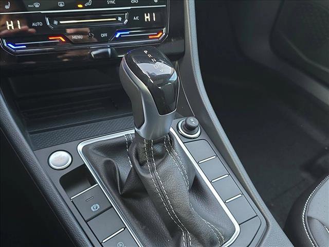 New 2026 Volkswagen Jetta SE FWD image 15