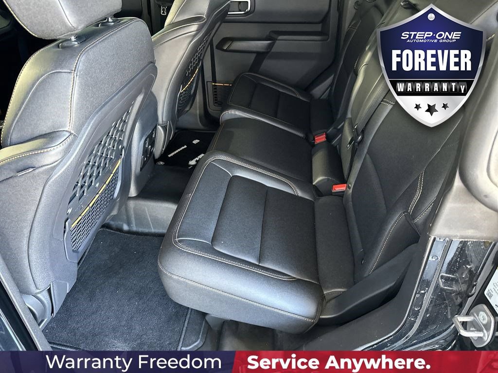 Used 2024 Ford Bronco Badlands w/ Sasquatch Package AWD/4WD image 27