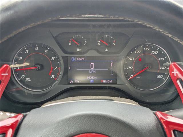 Used 2020 Chevrolet Camaro LT RWD image 3