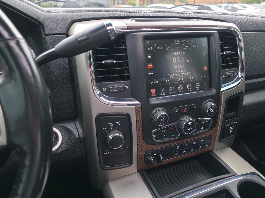 Used 2014 RAM 2500 Laramie w/ Cold Weather Group AWD/4WD image 32
