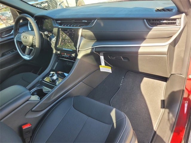 New 2025 Jeep Grand Cherokee Laredo X image 18