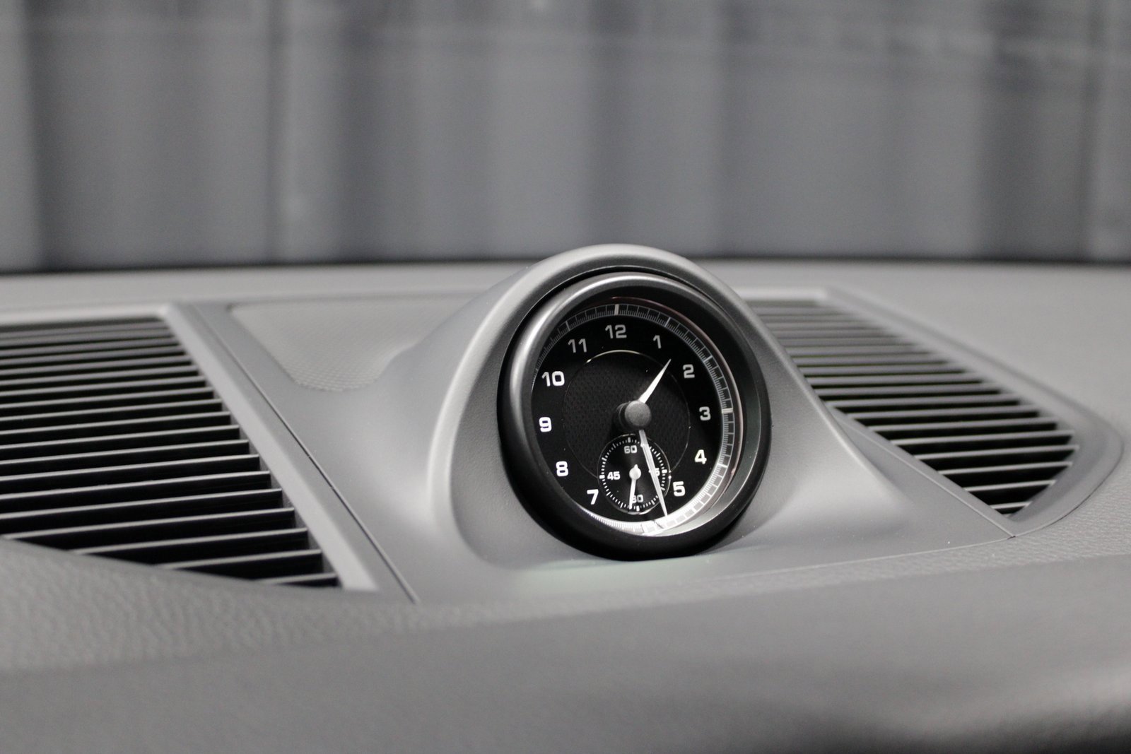 New 2026 Porsche Macan image 34