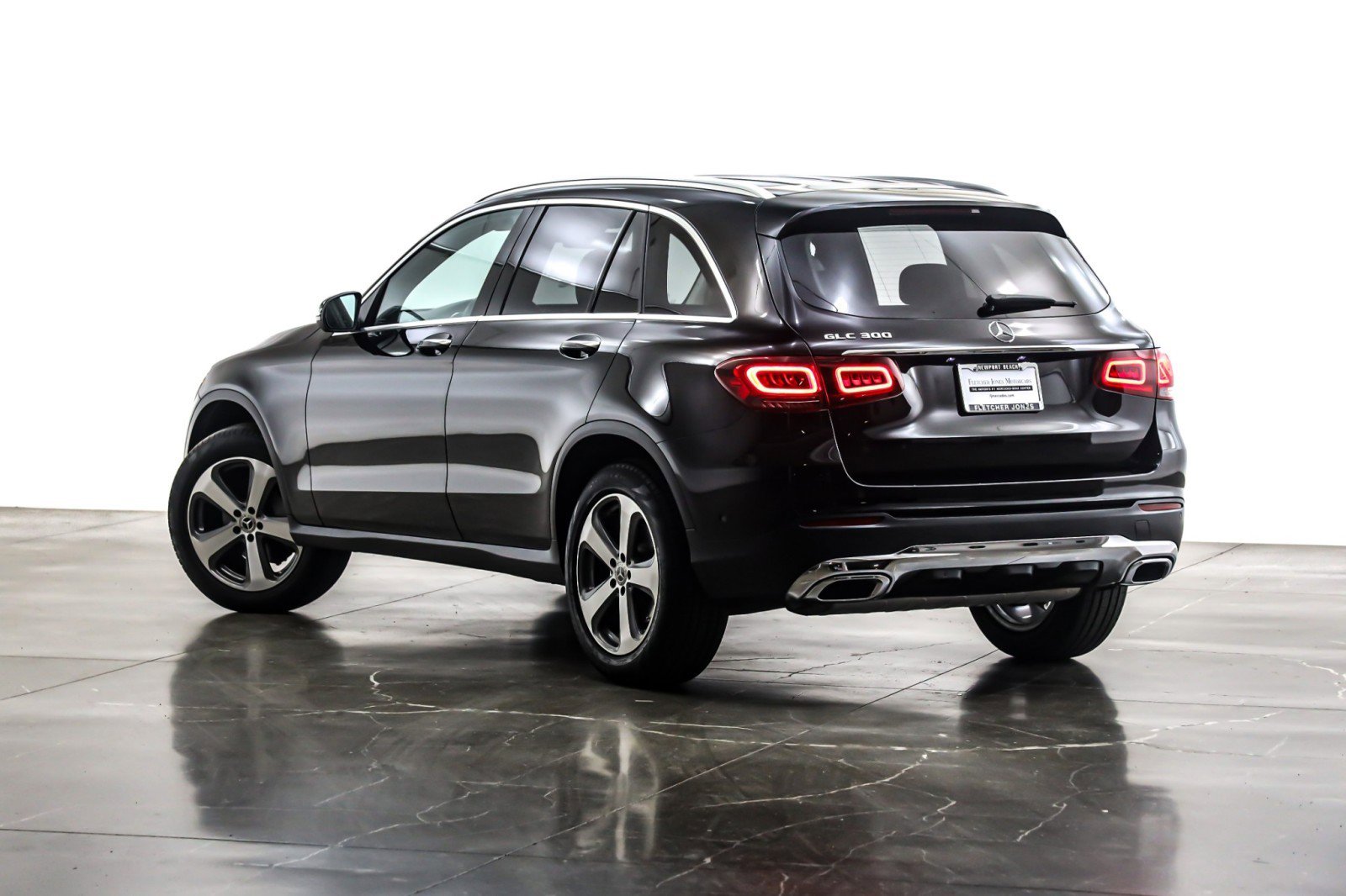 Used 2022 Mercedes-Benz GLC 300 w/ Premium Package Lite image 12