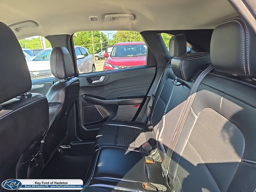 Used 2024 Ford Escape Platinum AWD/4WD image 42