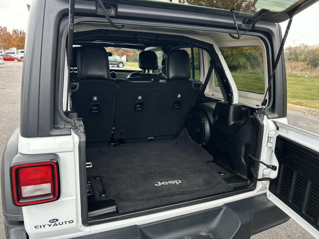 Used 2020 Jeep Wrangler Unlimited Sport image 14