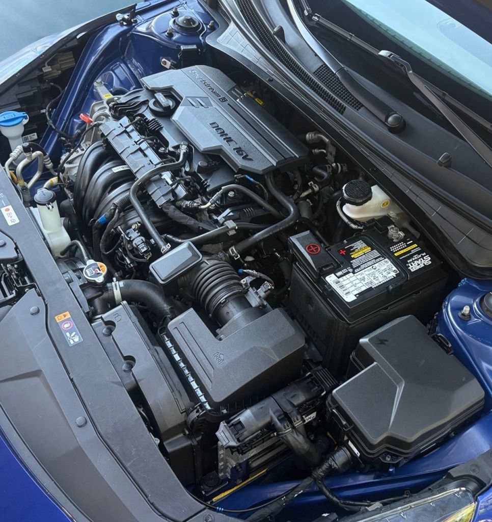 Used 2023 Hyundai Elantra SEL FWD image 29