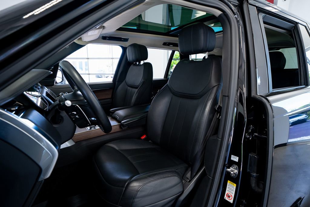 Used 2022 Land Rover Range Rover SE AWD/4WD image 29