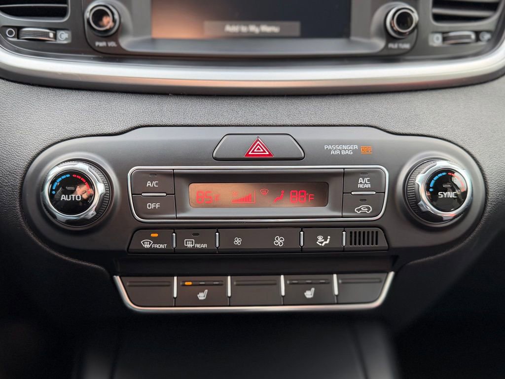 Used 2019 Kia Sorento S image 11