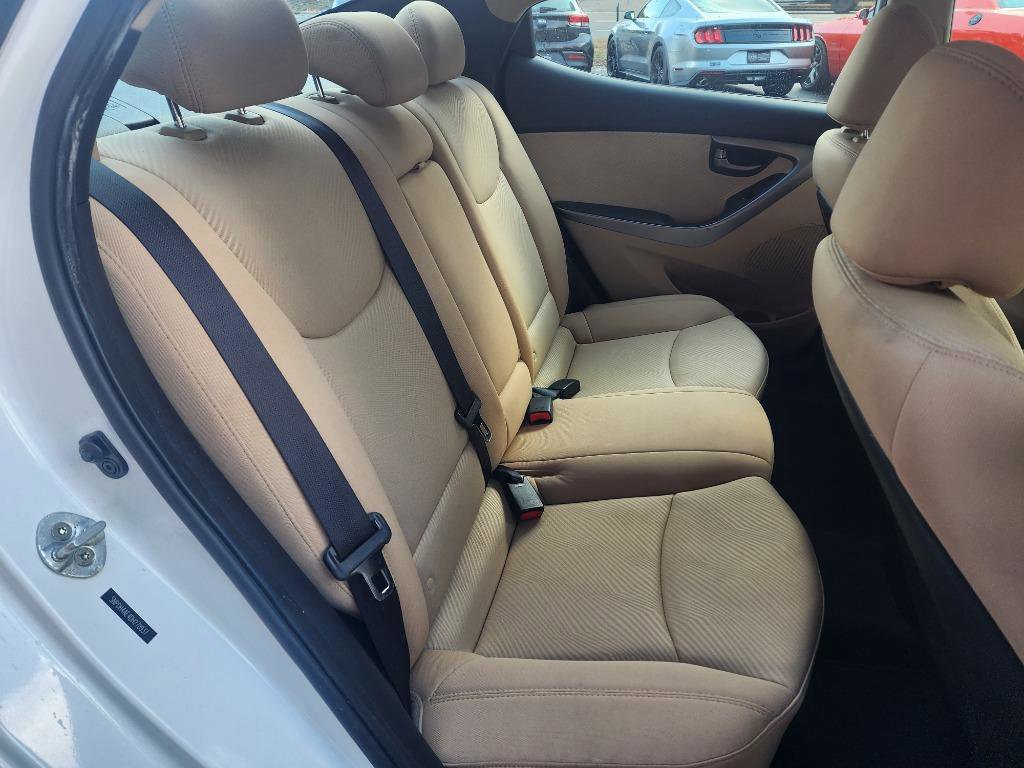 Used 2013 Hyundai Elantra GLS w/ Preferred Pkg FWD image 9