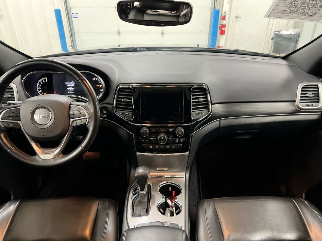 Used 2021 Jeep Grand Cherokee Limited AWD/4WD image 10