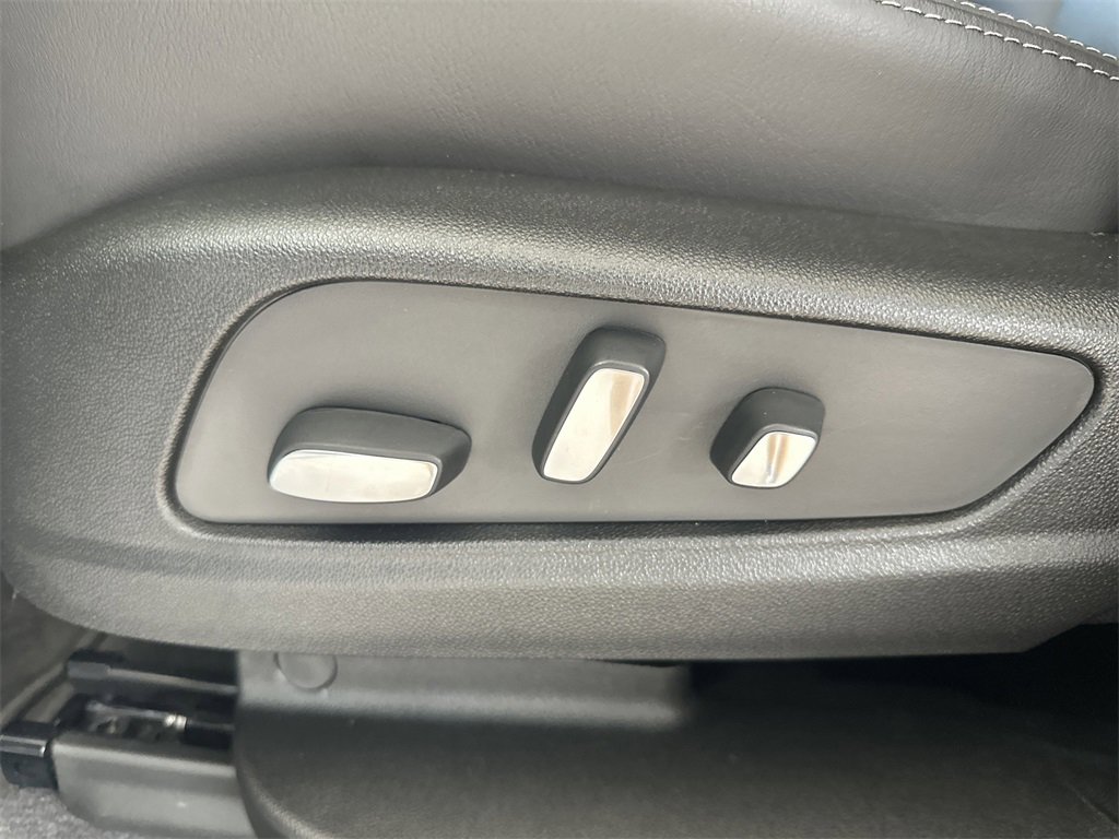 New 2026 Cadillac XT5 Premium Luxury w/ Driver Assist Package image 15