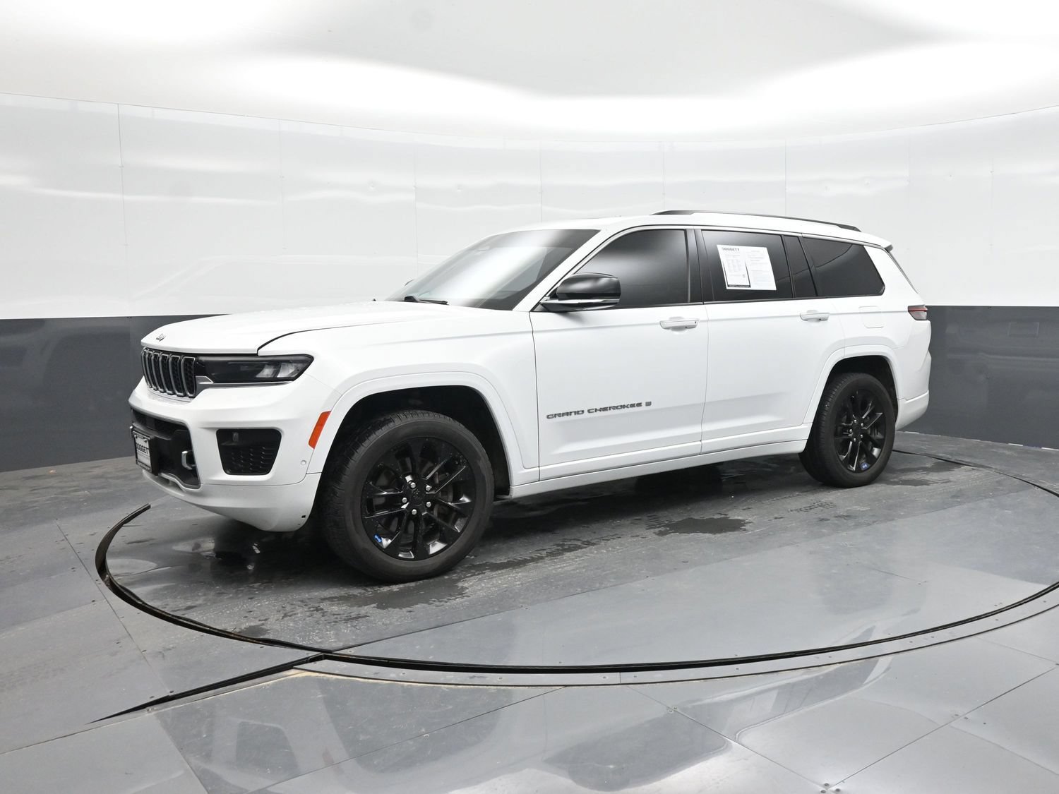 Used 2023 Jeep Grand Cherokee L Overland