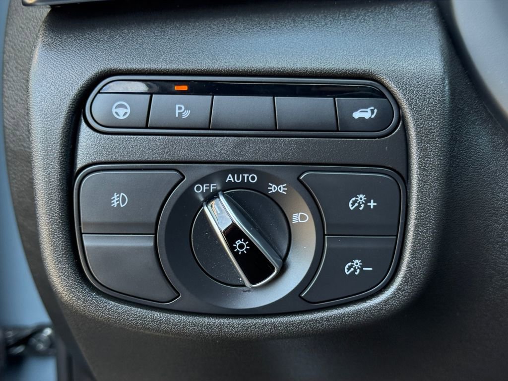 Used 2023 INFINITI QX55 Luxe w/ Cargo Package image 21