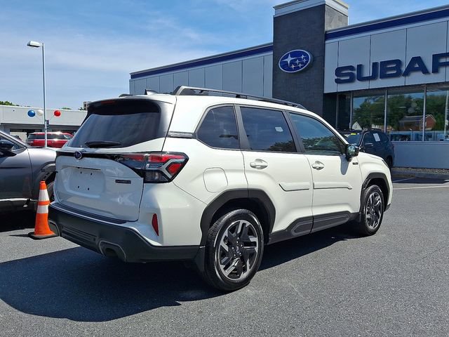 Certified 2025 Subaru Forester Limited AWD/4WD image 9