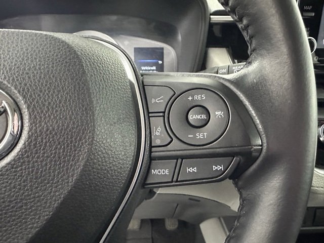 Used 2022 Toyota Corolla Cross LE image 23