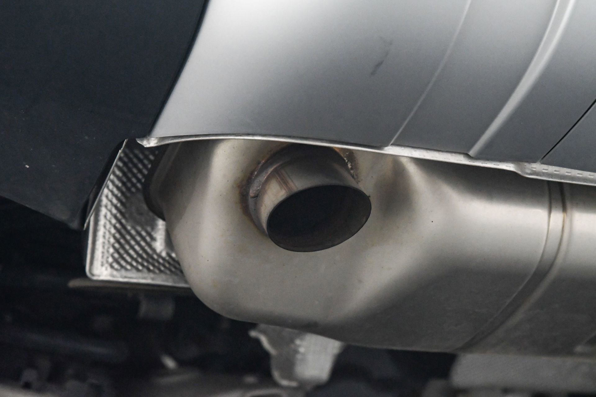 Used 2024 Land Rover Defender 110 S image 20