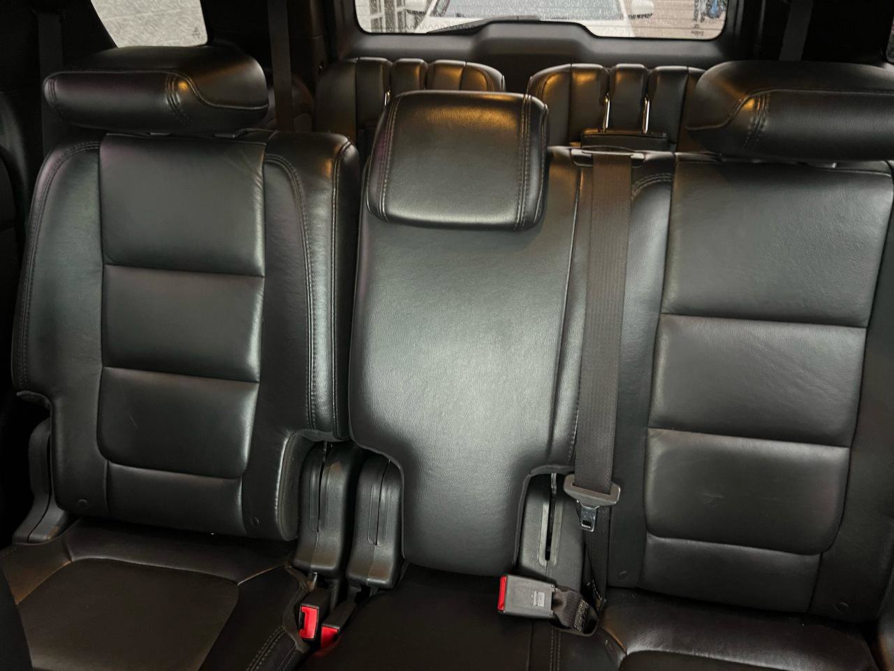 Used 2014 Ford Explorer XLT w/ Equipment Group 202A FWD image 13