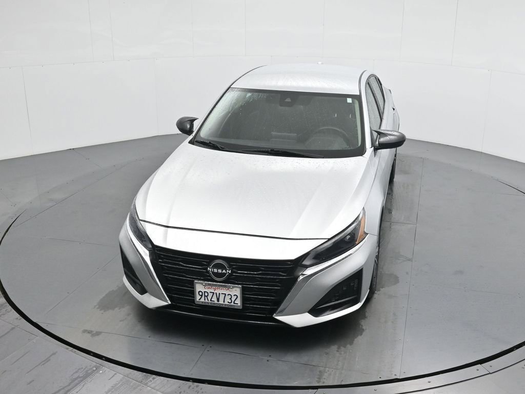Used 2023 Nissan Altima 2.5 SV image 37