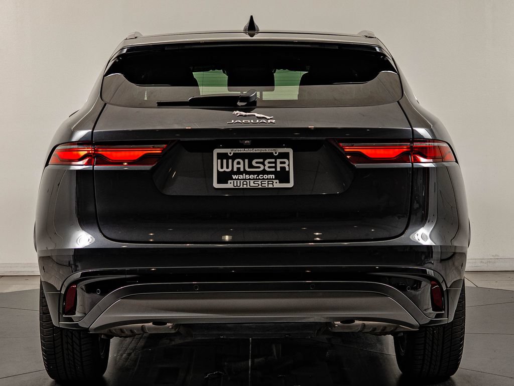 Certified 2025 Jaguar F-PACE R-Dynamic S AWD/4WD image 6