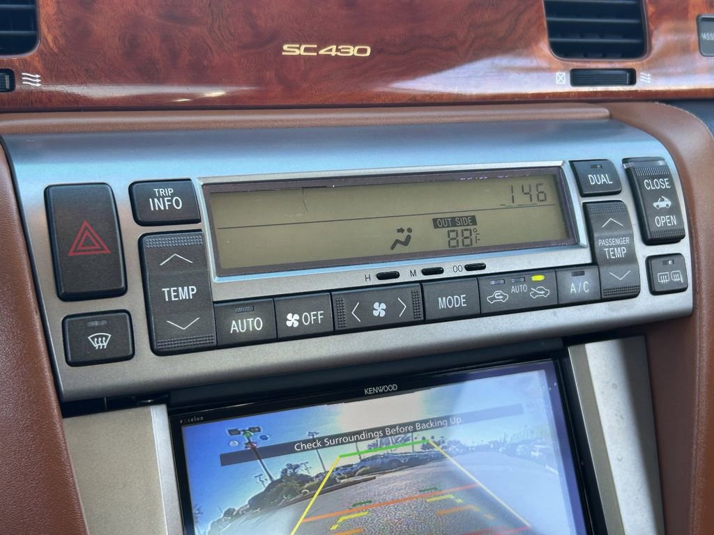 Used 2004 Lexus SC 430 Convertible image 26