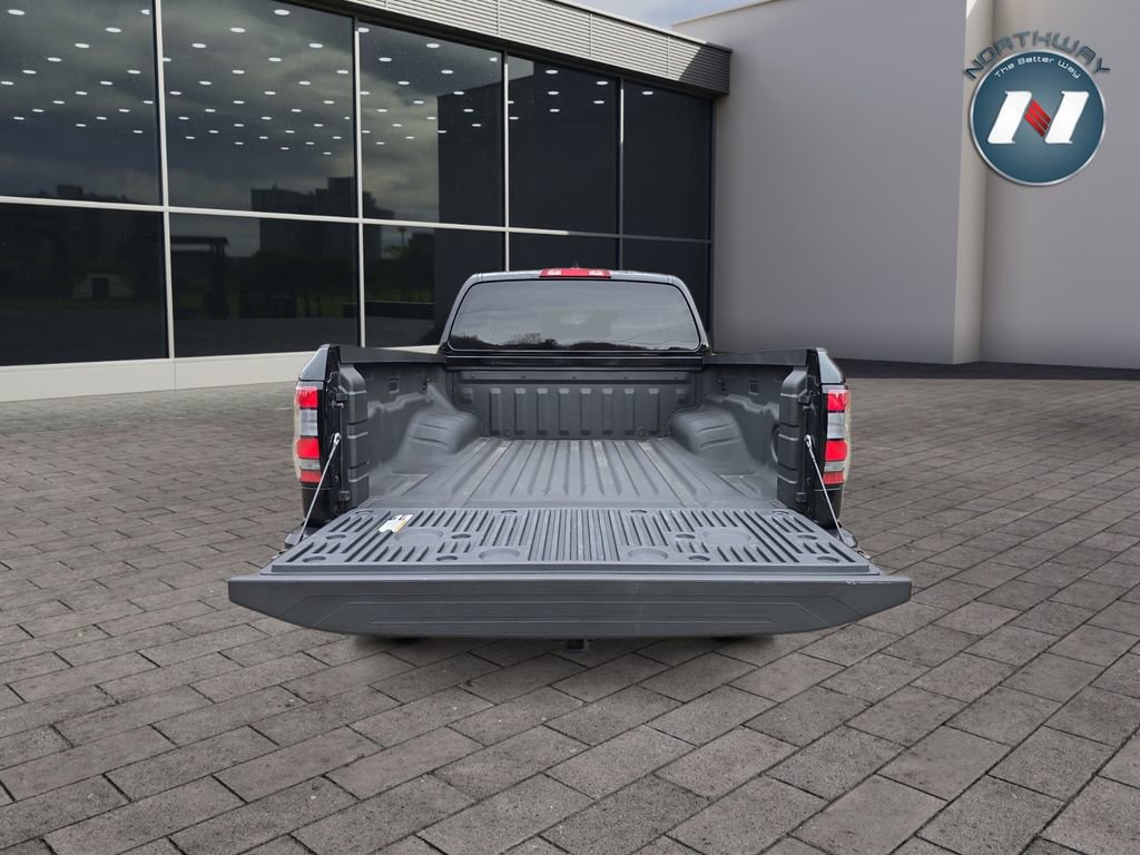 Used 2024 Nissan Frontier S w/ Technology Package AWD/4WD image 14