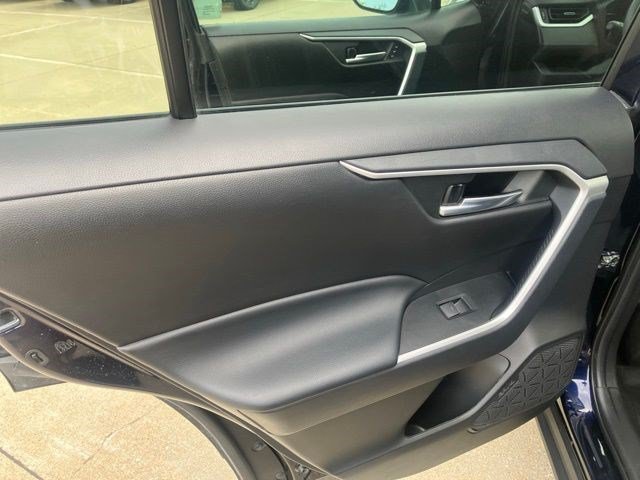 Used 2023 Toyota RAV4 XLE Premium AWD/4WD image 23