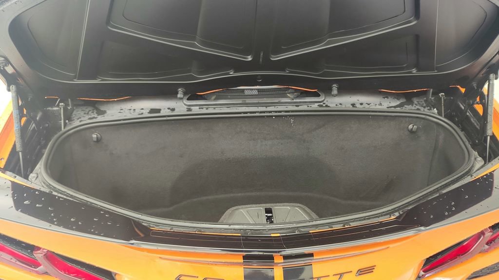 Used 2022 Chevrolet Corvette Stingray Preferred Conv w/ Z51 Performance Package RWD image 29