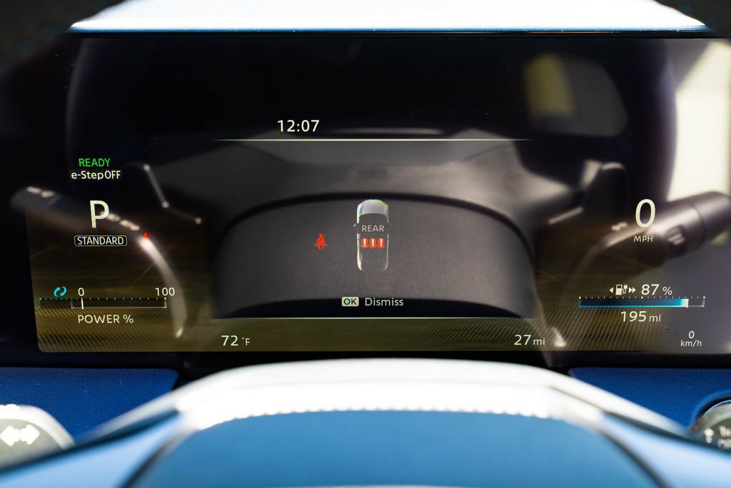 New 2026 Nissan Leaf Platinum+ w/ Cargo Package (Platinum+) image 16