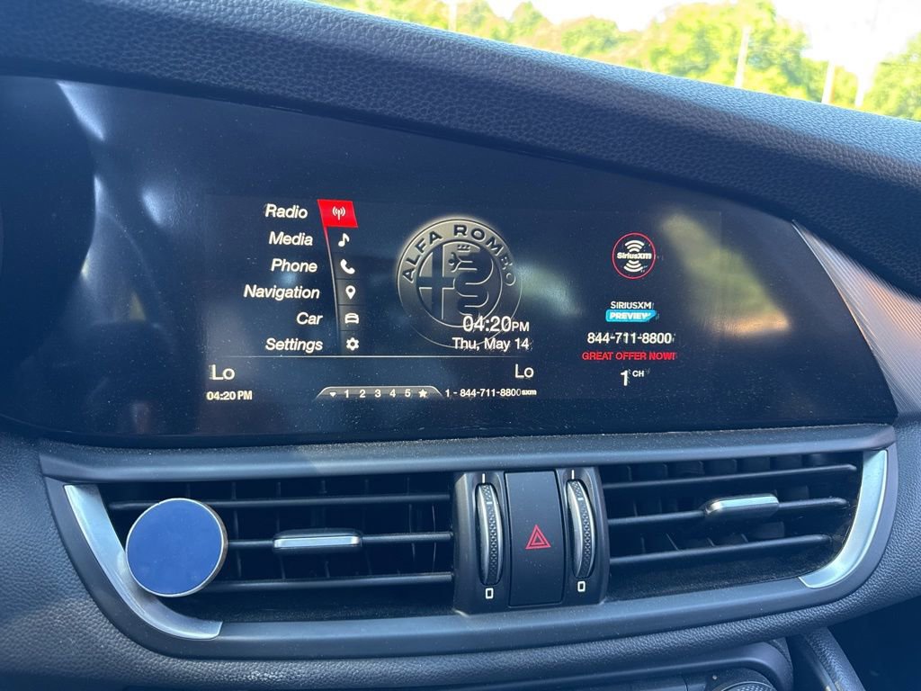 Used 2017 Alfa Romeo Giulia Ti w/ TI 19" Sport Package AWD/4WD image 20