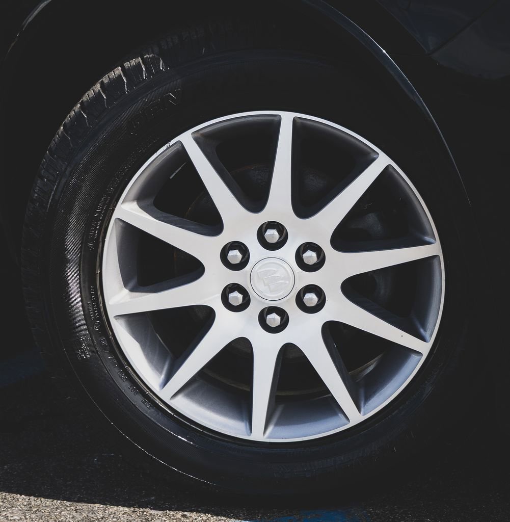 Used 2016 Buick Enclave Leather image 3
