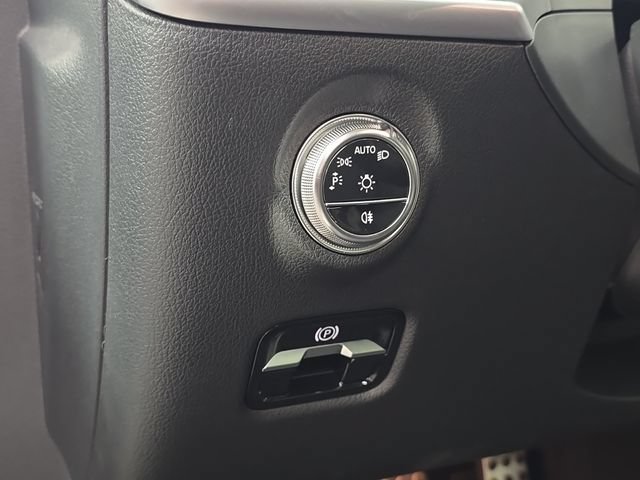 Certified 2023 Mercedes-Benz C 300 4MATIC Sedan image 18