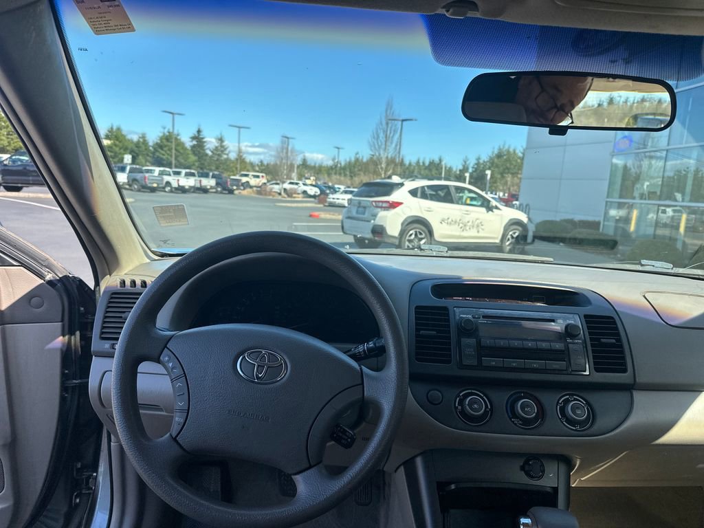 Used 2005 Toyota Camry LE FWD image 11