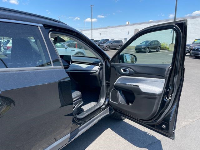 Used 2022 Jeep Compass Latitude w/ Convenience Group AWD/4WD image 8