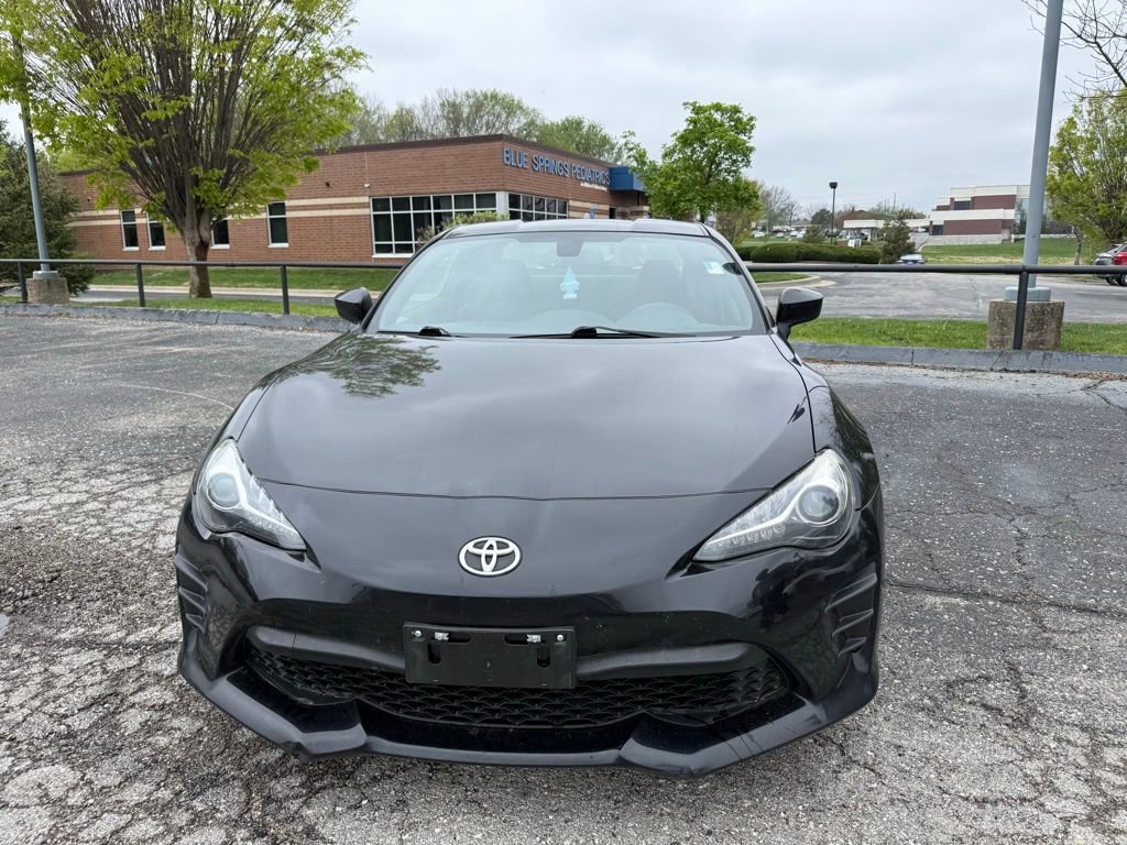 Used 2019 Toyota 86 RWD image 3