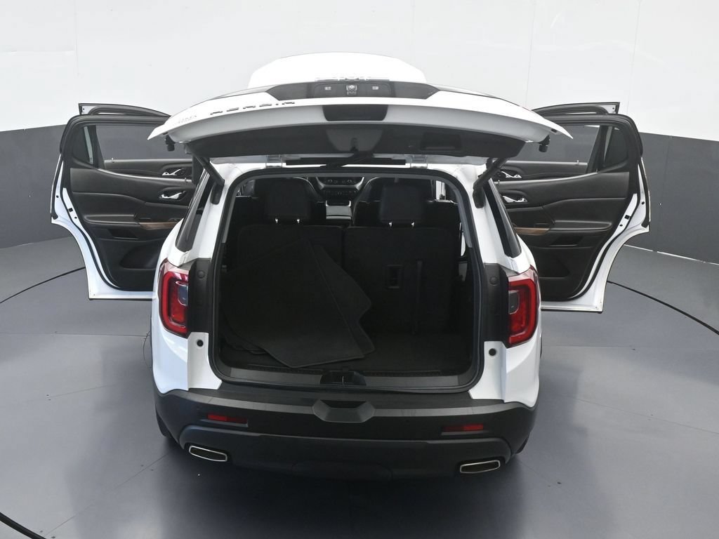 Used 2023 GMC Acadia SLE w/ Driver Convenience Package FWD image 71