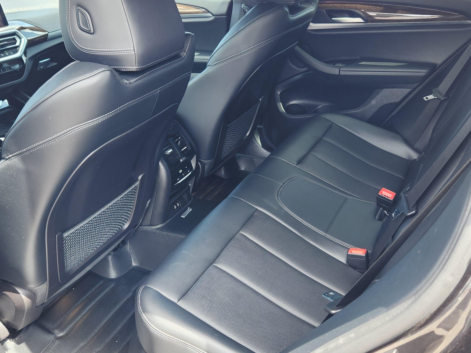 Used 2023 BMW X4 xDrive30i AWD/4WD image 21