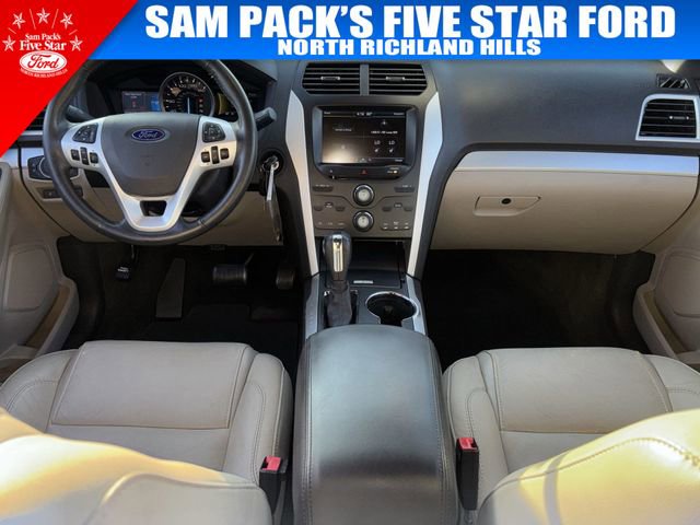 Used 2015 Ford Explorer XLT w/ Equipment Group 202A image 12