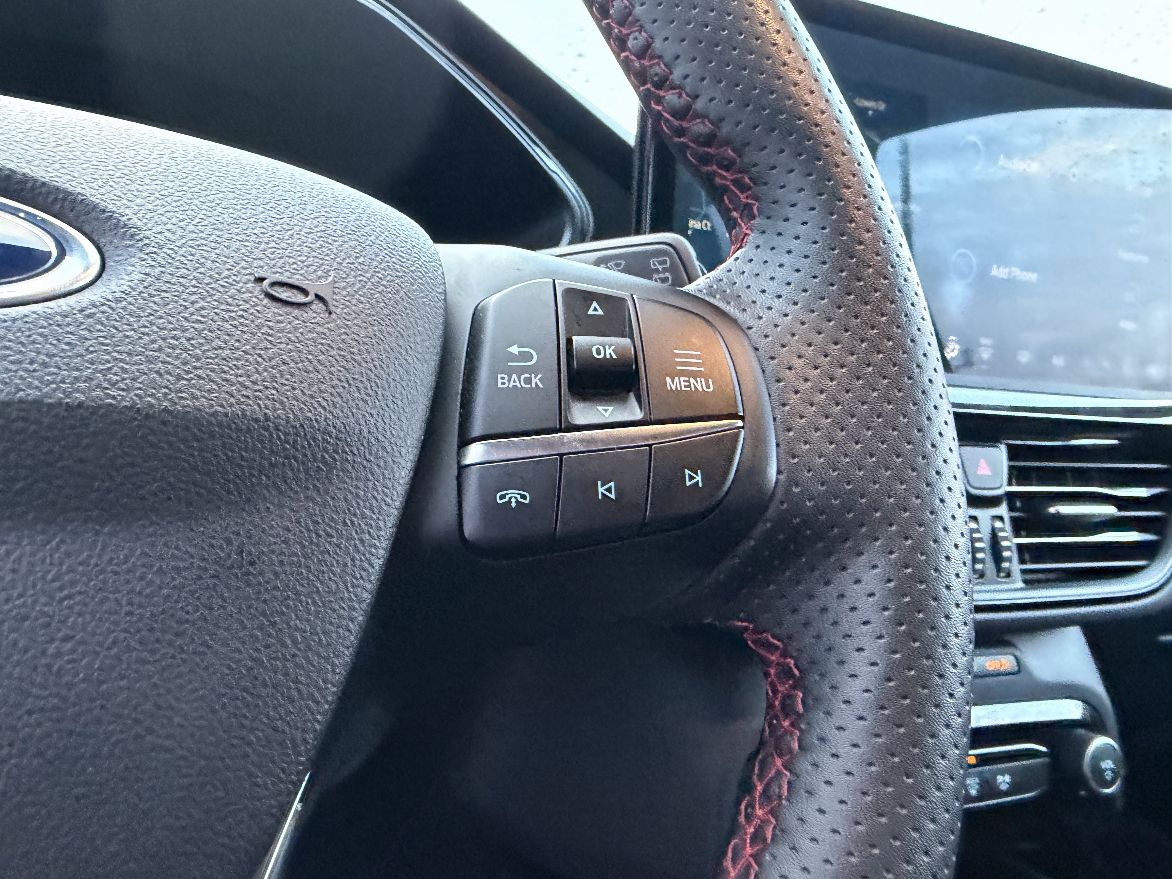 Used 2023 Ford Escape ST-Line Select w/ Tech Pack #2 image 17