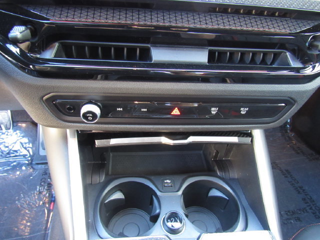 Used 2025 BMW M2 w/ Lighting Package RWD image 26
