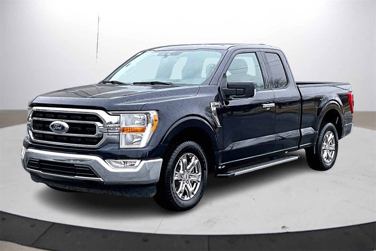 Used 2021 Ford F150 XLT w/ Equipment Group 301A Mid image 4