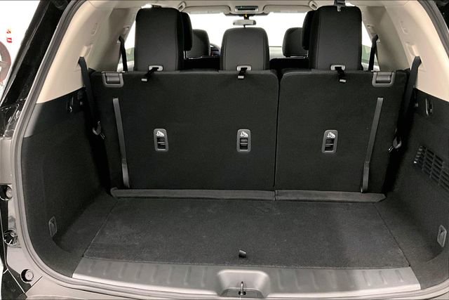 New 2025 Nissan Pathfinder SV w/ Cargo Package image 38
